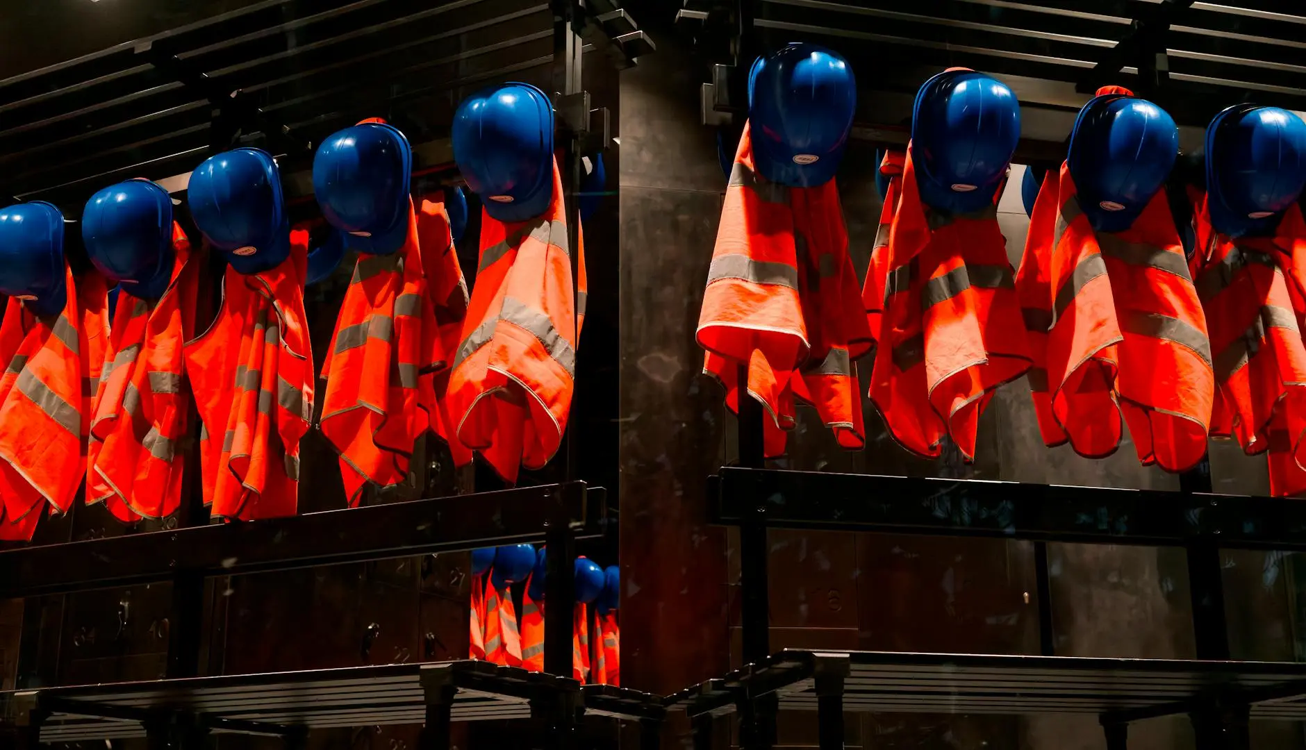 Inspection visuelle de la durabilité gilet professionnel